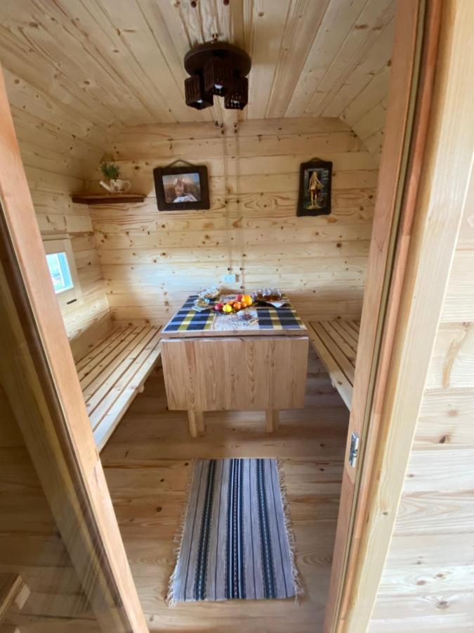 Hotel Three Korony Skhidnytsia Екстериор снимка